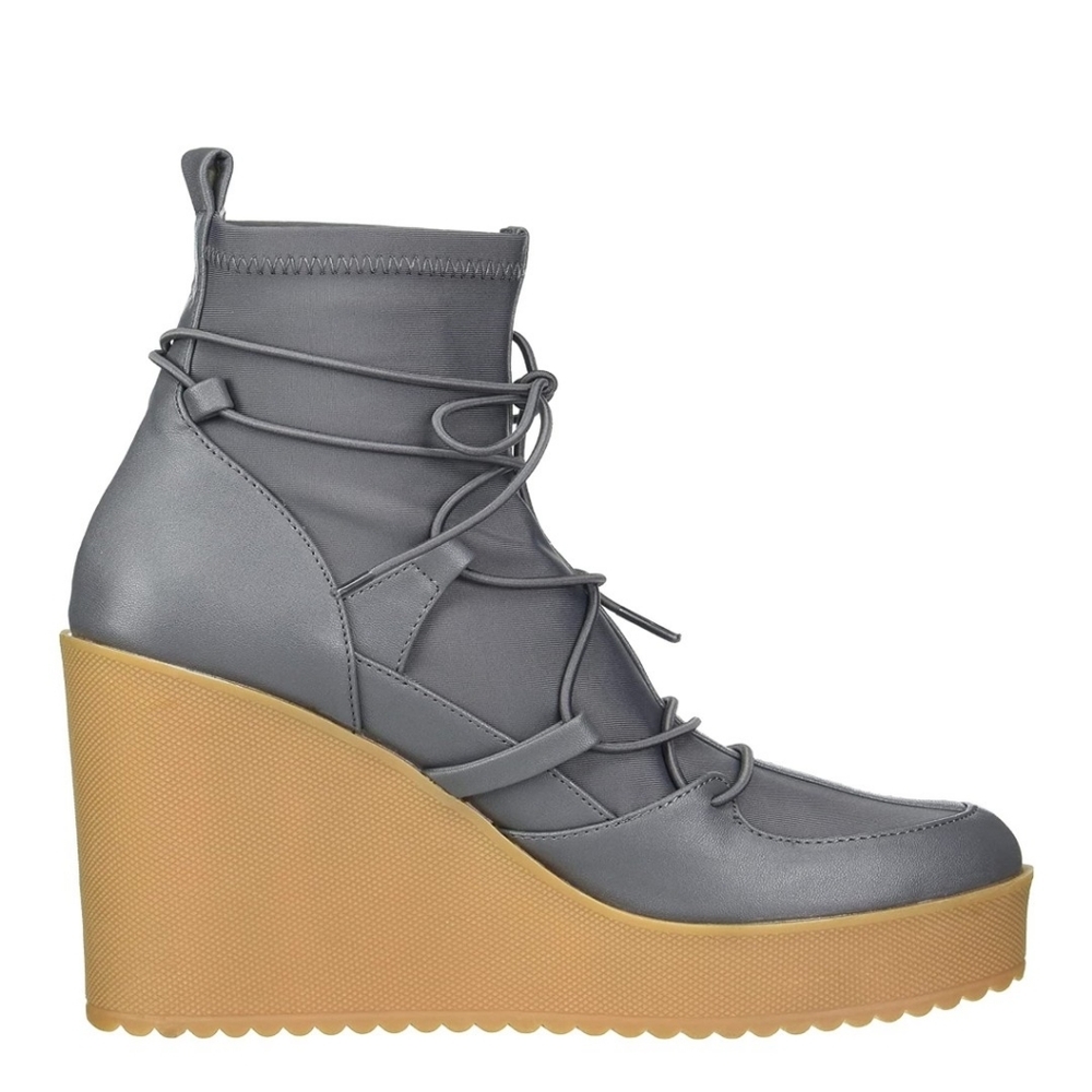 NWOB UPDATED! Steve Madden Atomic Ankle Boot Multiple Sizes